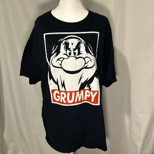mens Disney Snow White & The 7 Dwarves grumpy tshirt size xl